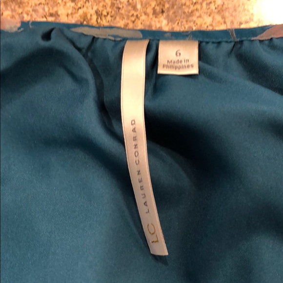 LC Lauren Conrad Size 6 Lightweight Dress - Picture 2 of 16